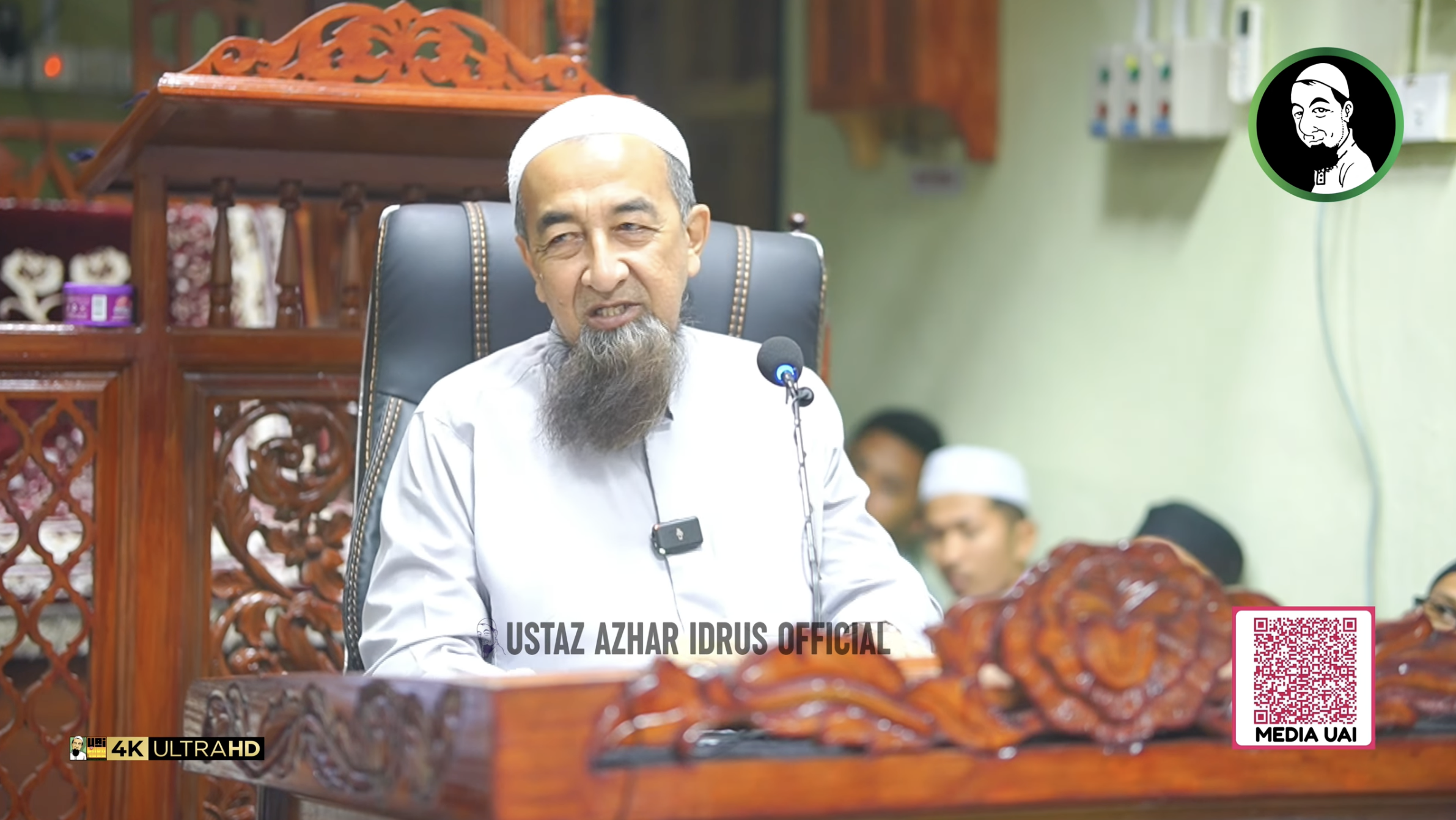 Ustaz Azhar Idrus Terangkan Hukum Pakai Baju Tidur Untuk Solat, Sah Atau Tidak?